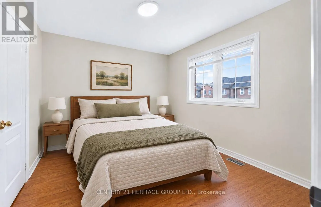 378 SPRUCE GROVE CRESCENT