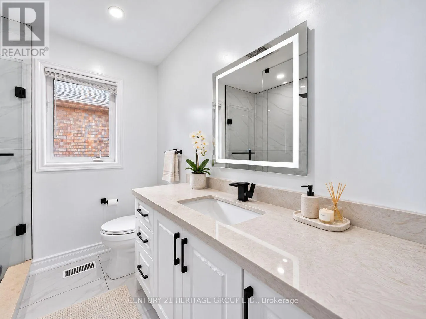 378 SPRUCE GROVE CRESCENT