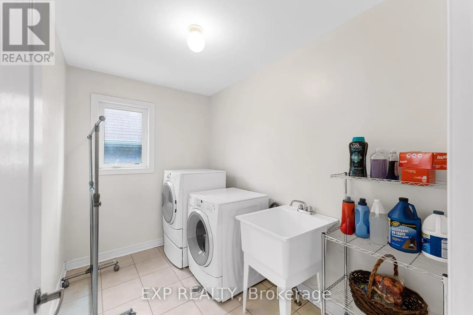 211 RAY SNOW BOULEVARD