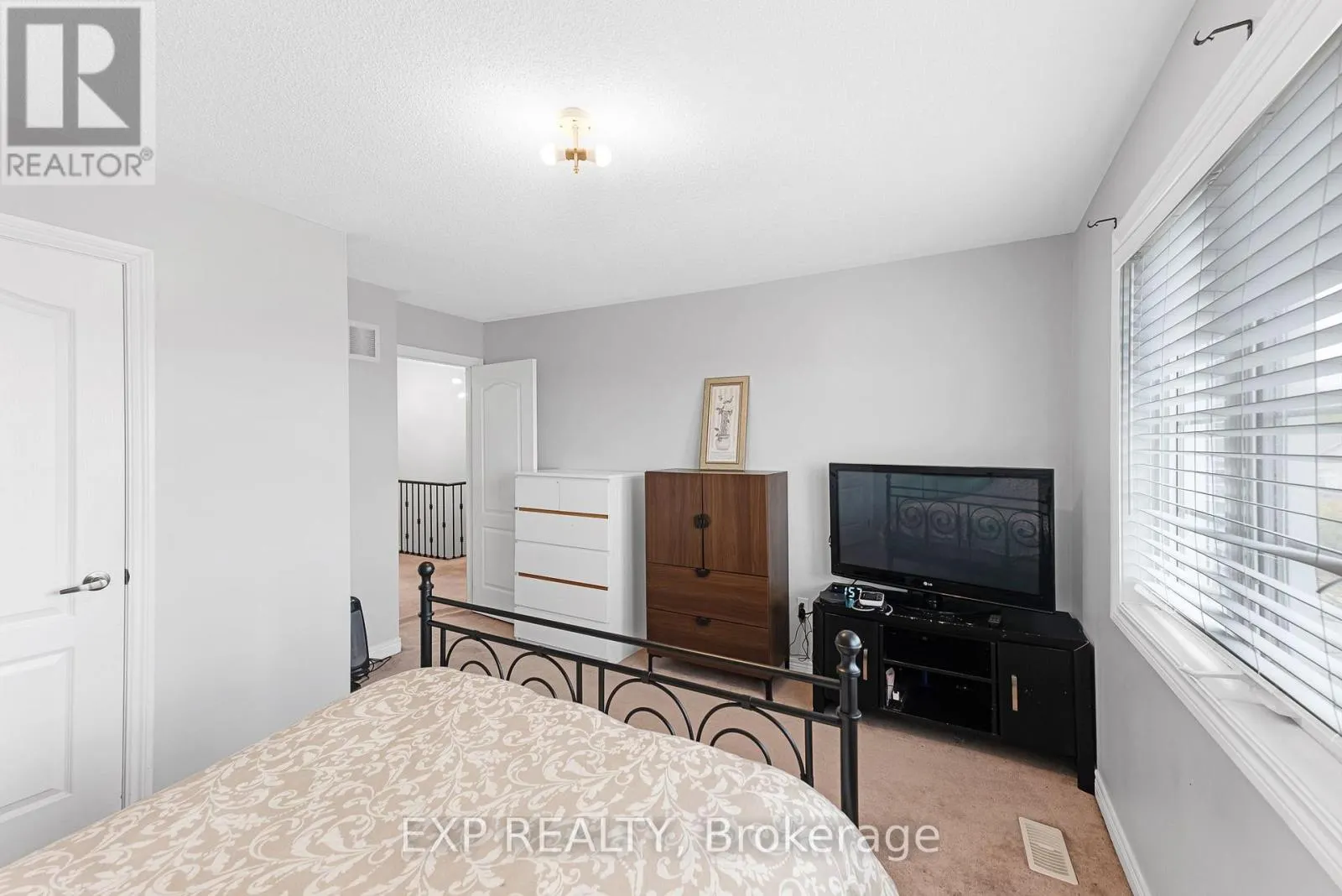 211 RAY SNOW BOULEVARD