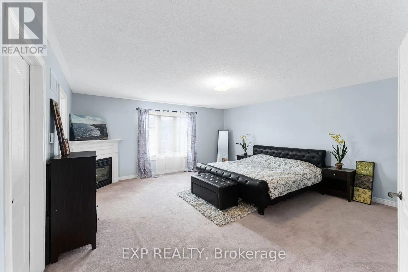 211 RAY SNOW BOULEVARD
