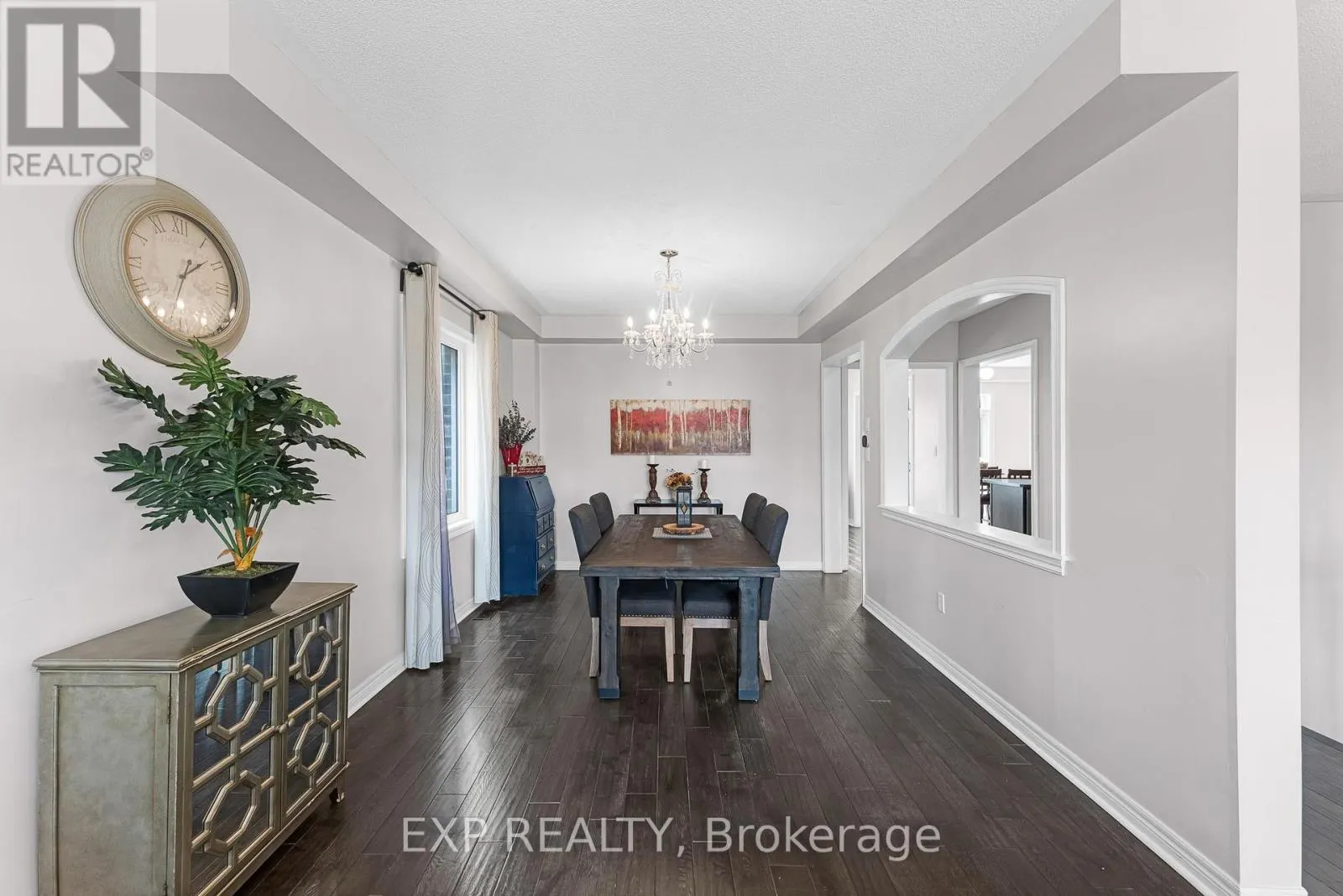 211 RAY SNOW BOULEVARD