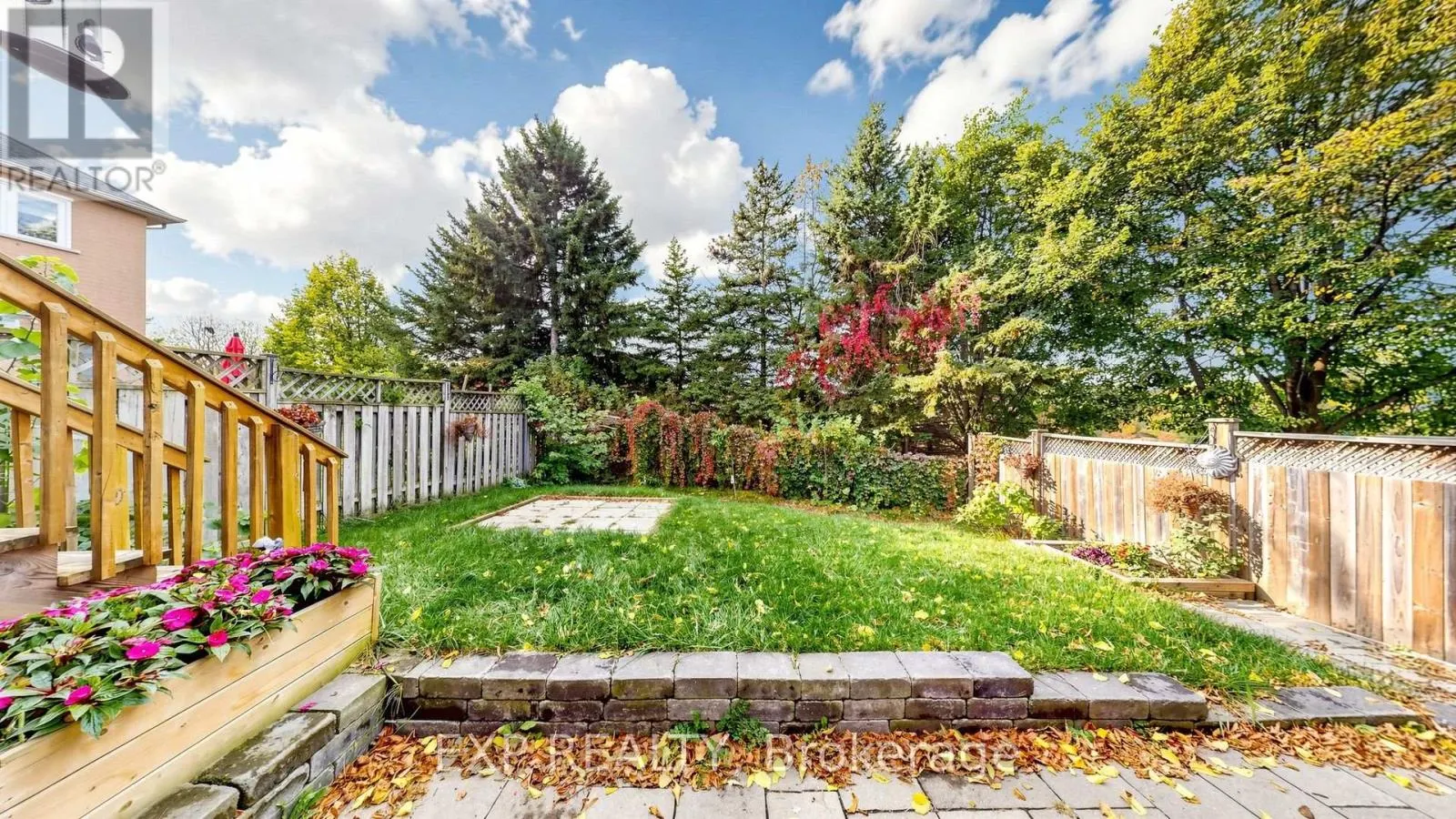 416 BARTHOLOMEW DRIVE