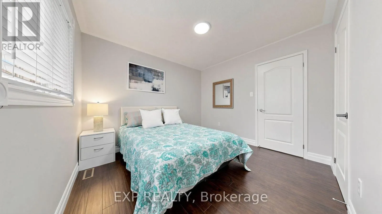 416 BARTHOLOMEW DRIVE