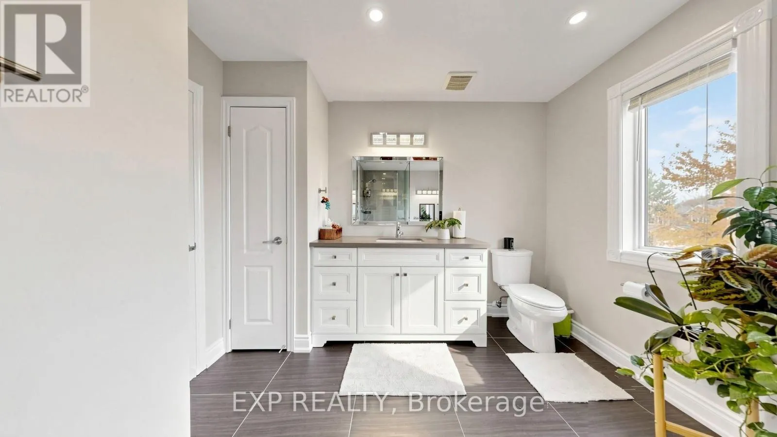 416 BARTHOLOMEW DRIVE