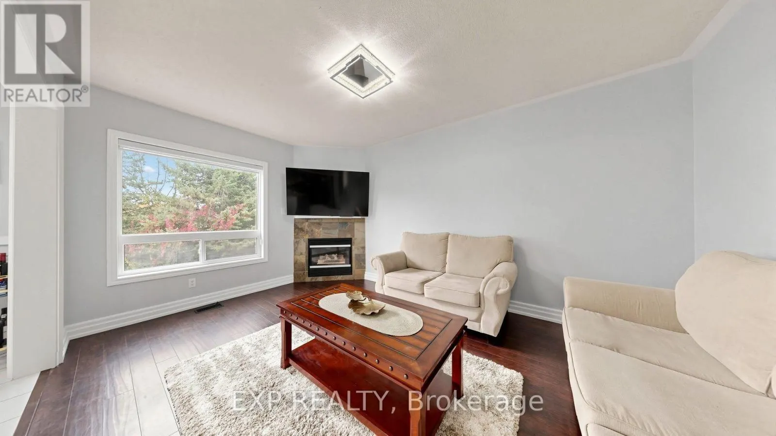 416 BARTHOLOMEW DRIVE