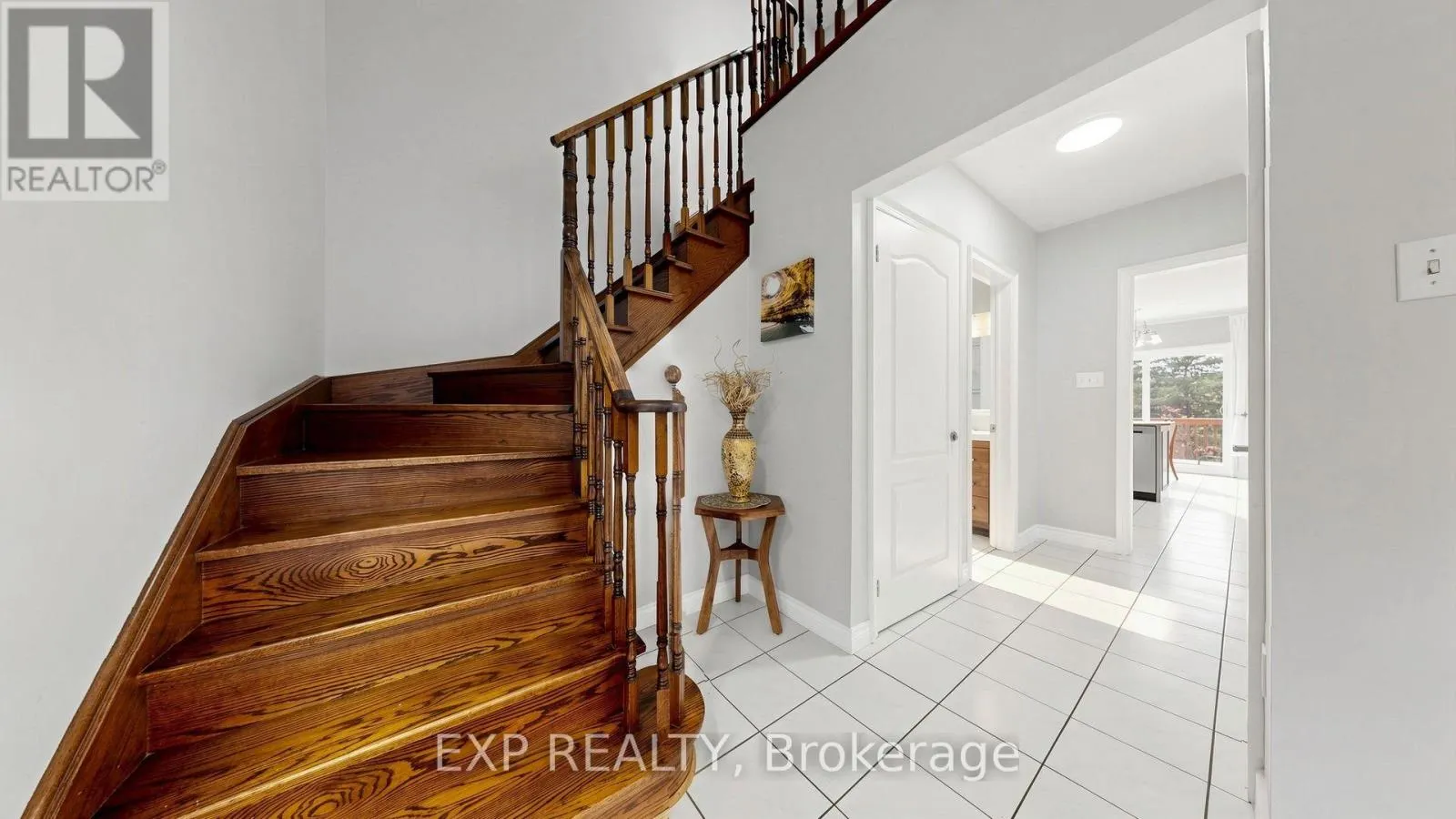 416 BARTHOLOMEW DRIVE