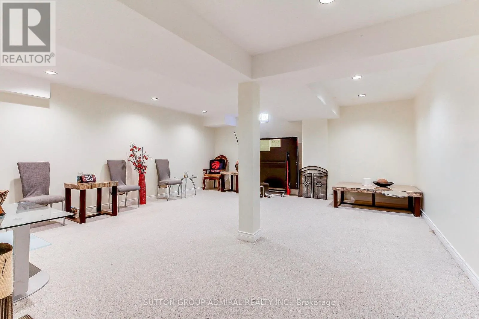 322 HARRY BEER COURT