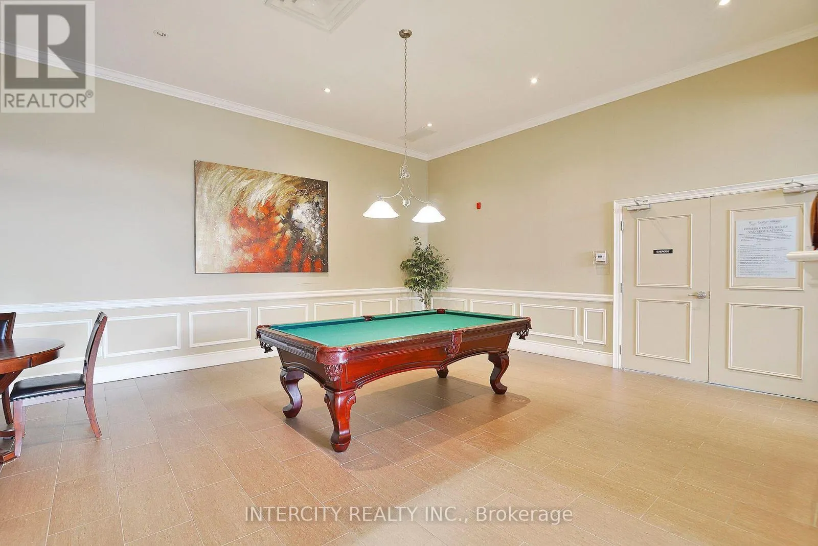 207 - 10211 KEELE STREET