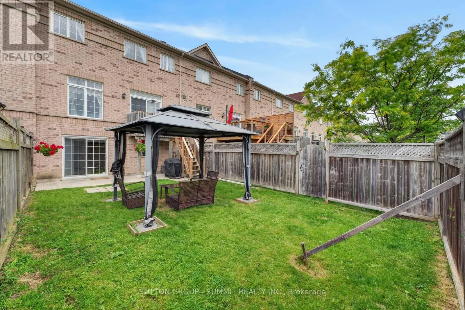187 KIRKVALLEY CRESCENT
