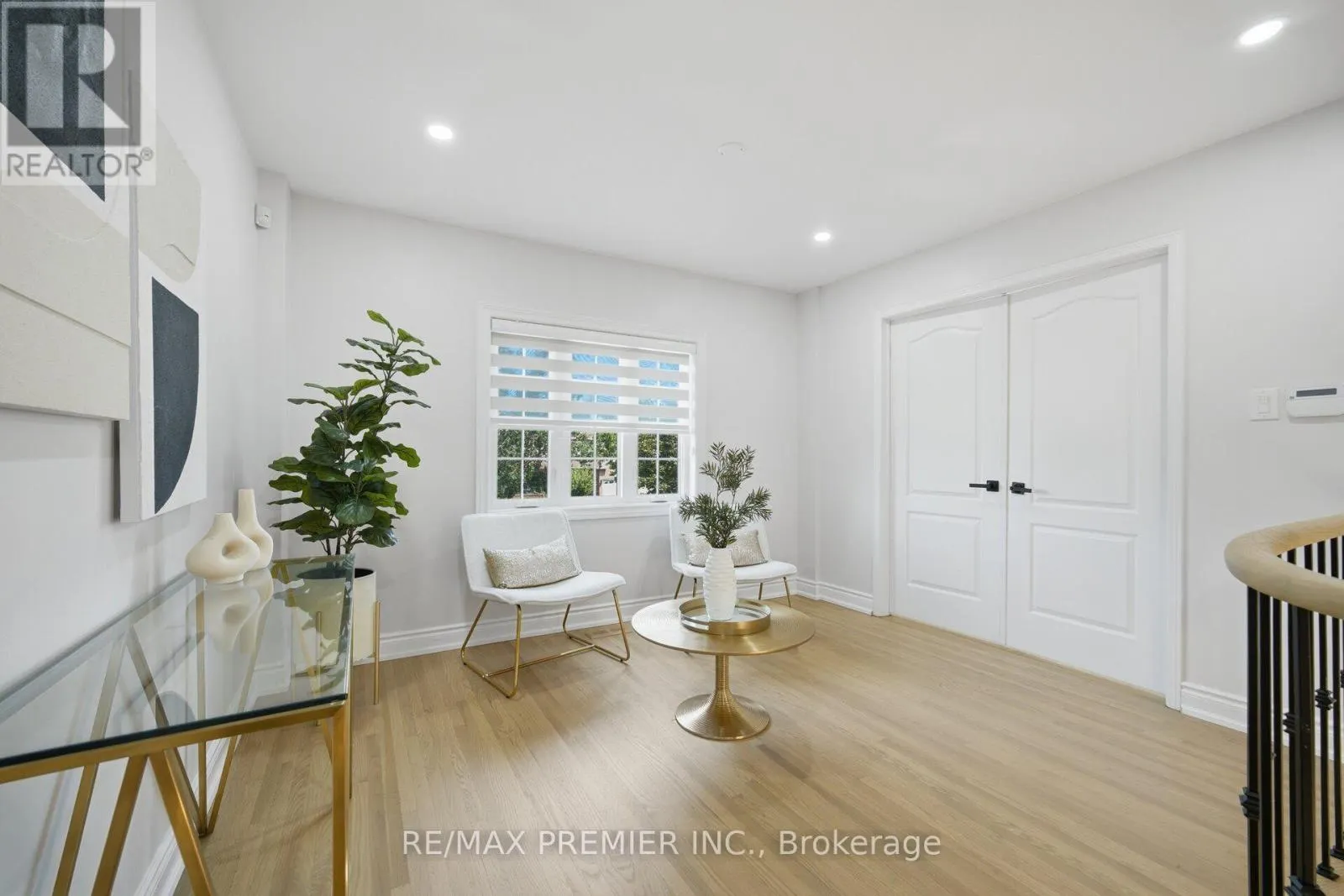 95 HUDSON DRIVE