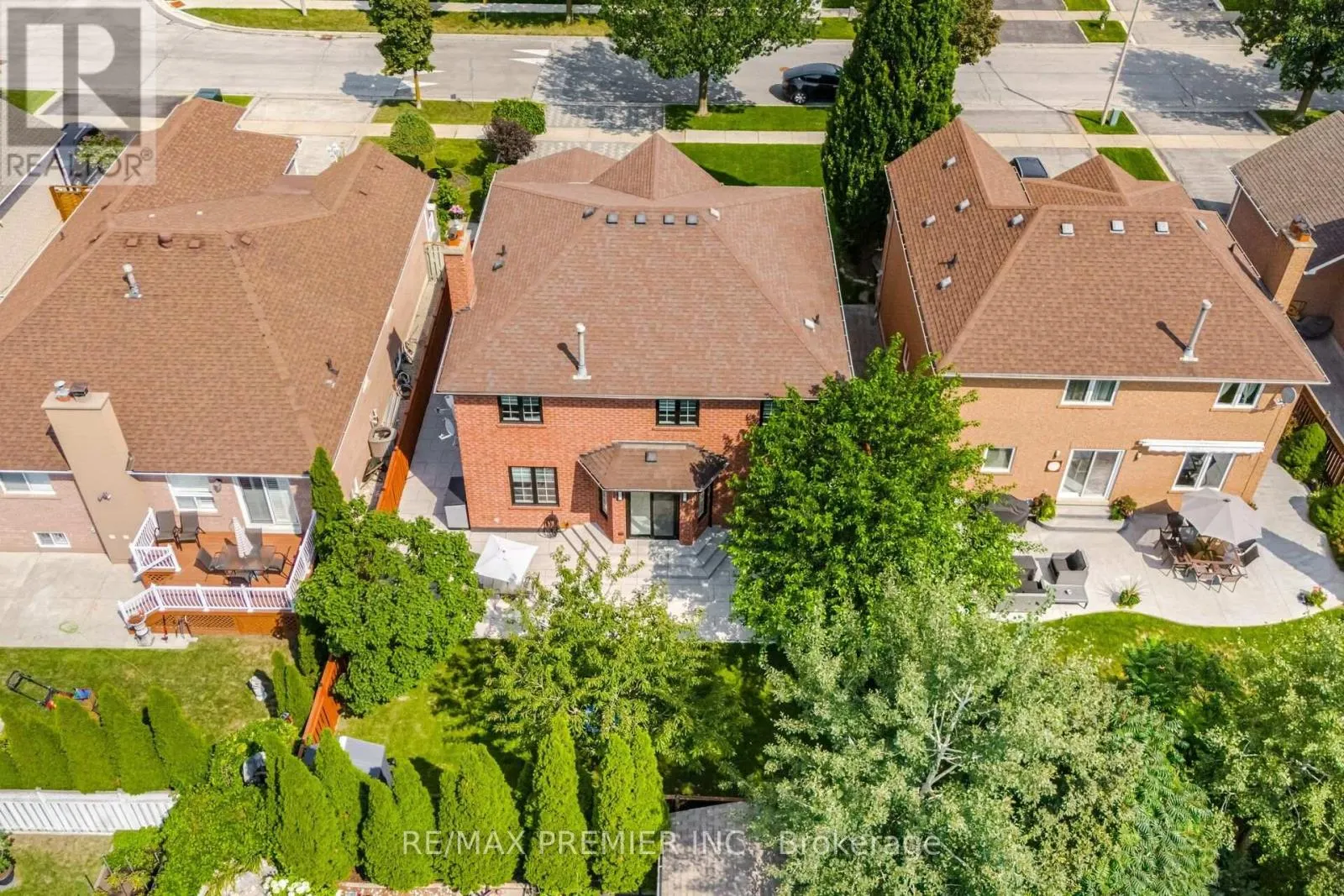 95 HUDSON DRIVE