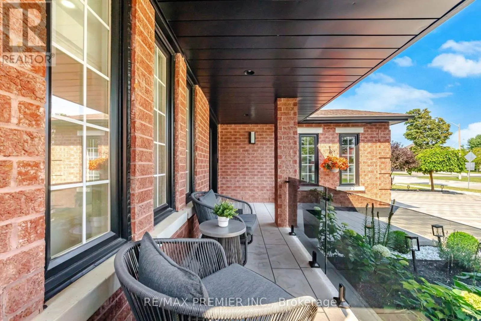 95 HUDSON DRIVE