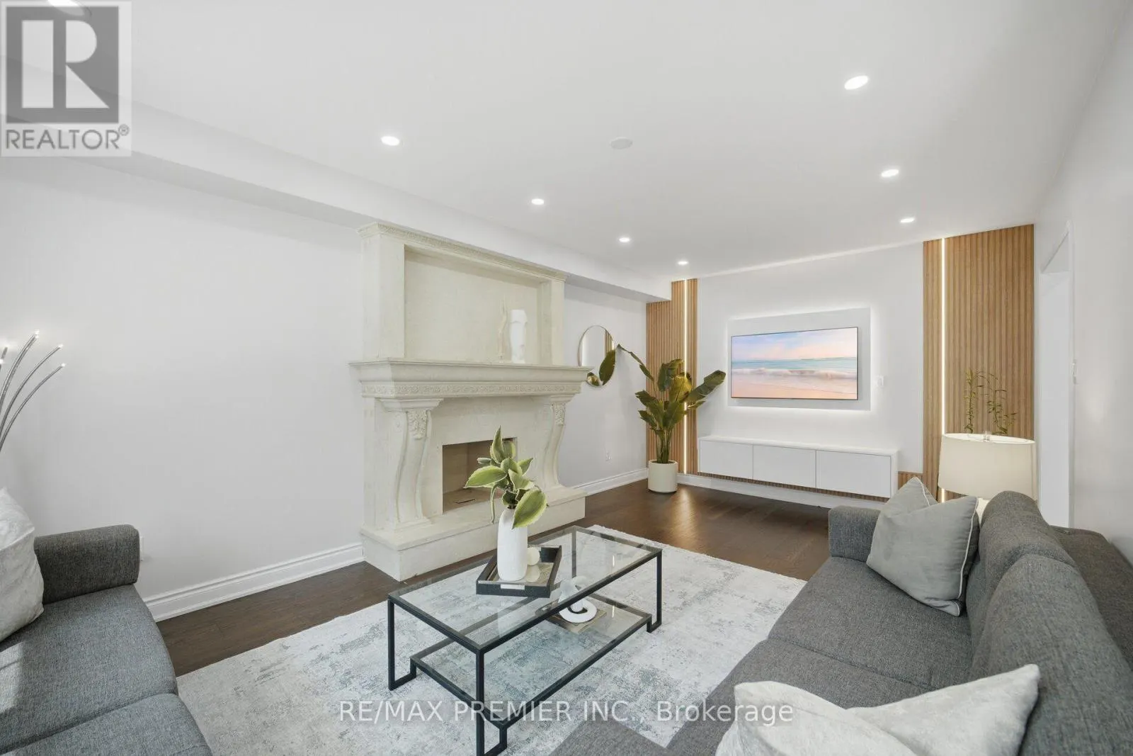95 HUDSON DRIVE