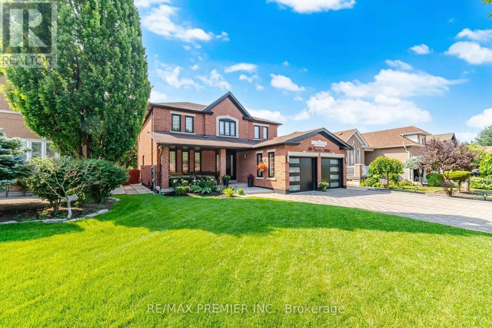 95 HUDSON DRIVE