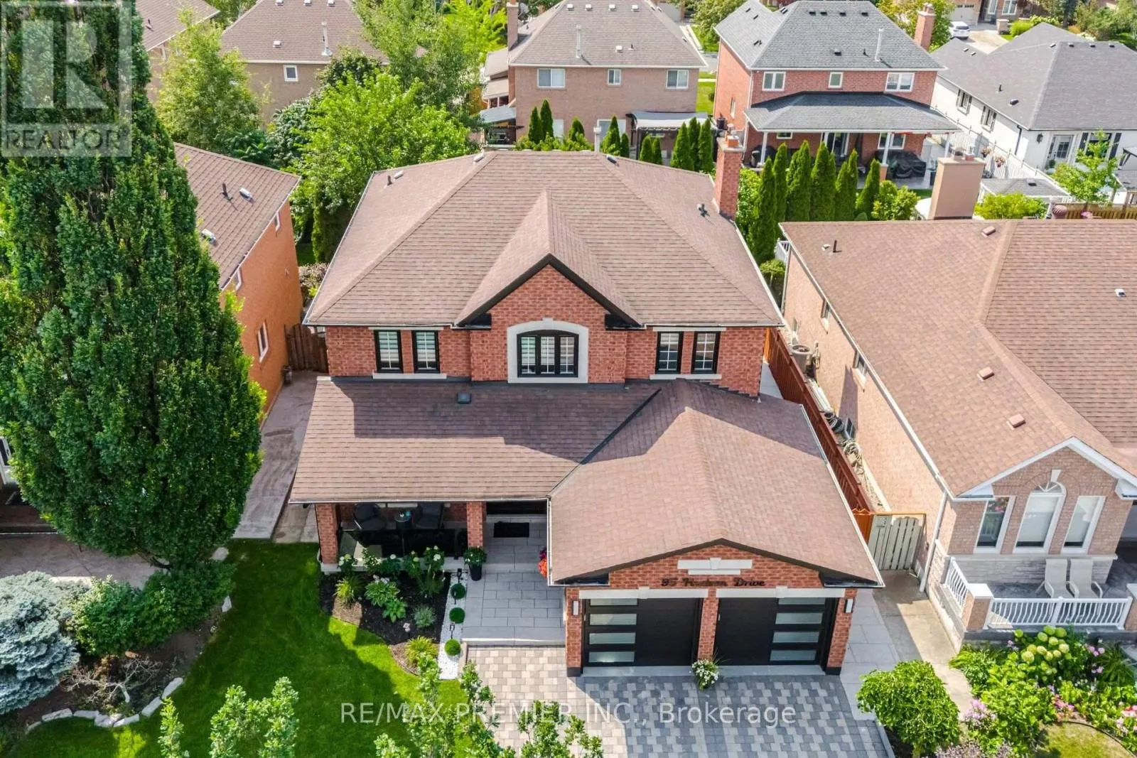 95 HUDSON DRIVE