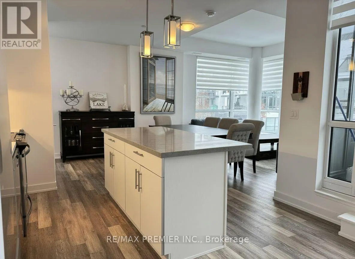 99 - 303 BROWARD WAY