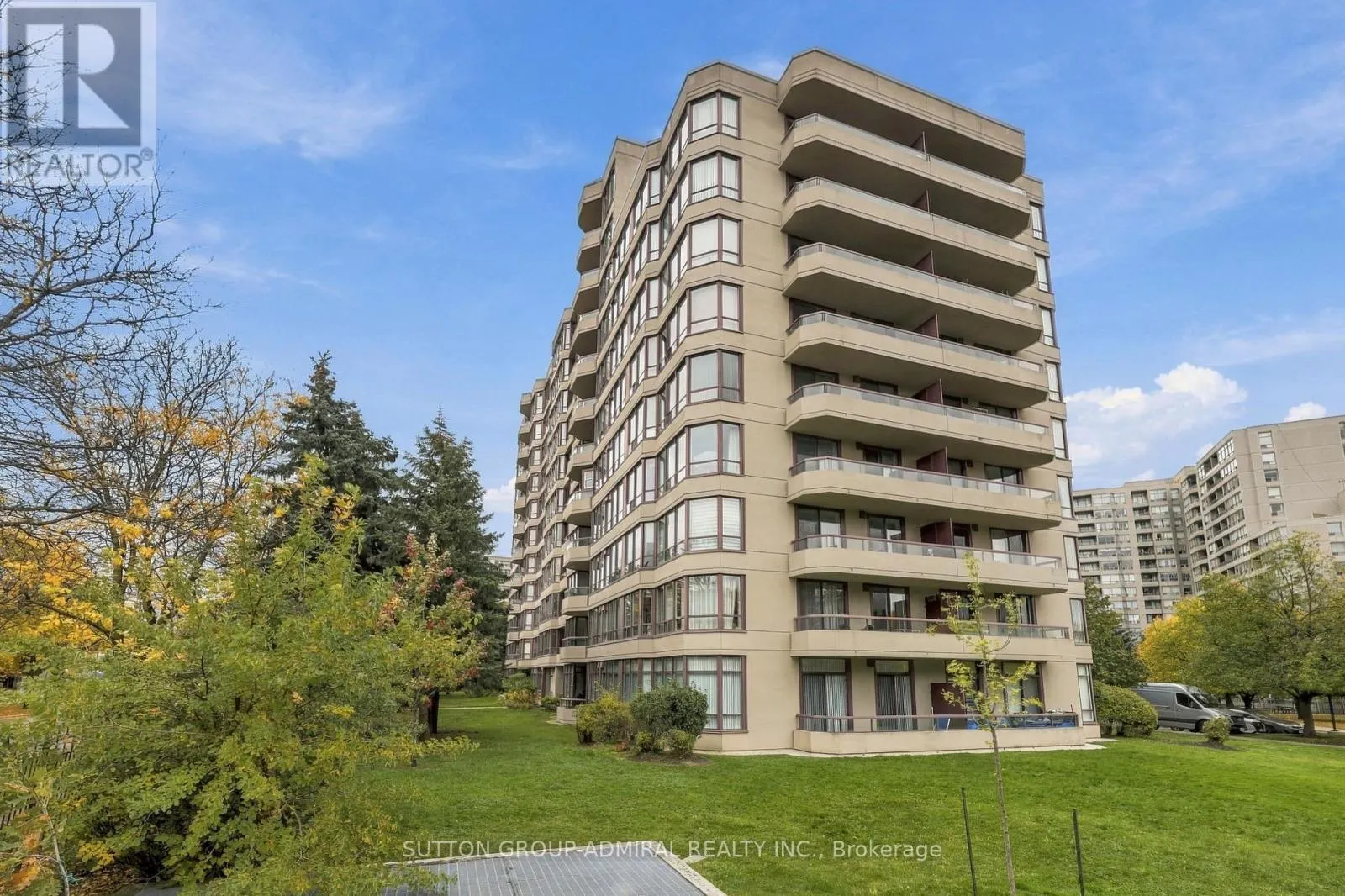 211 - 81 TOWNSGATE DRIVE