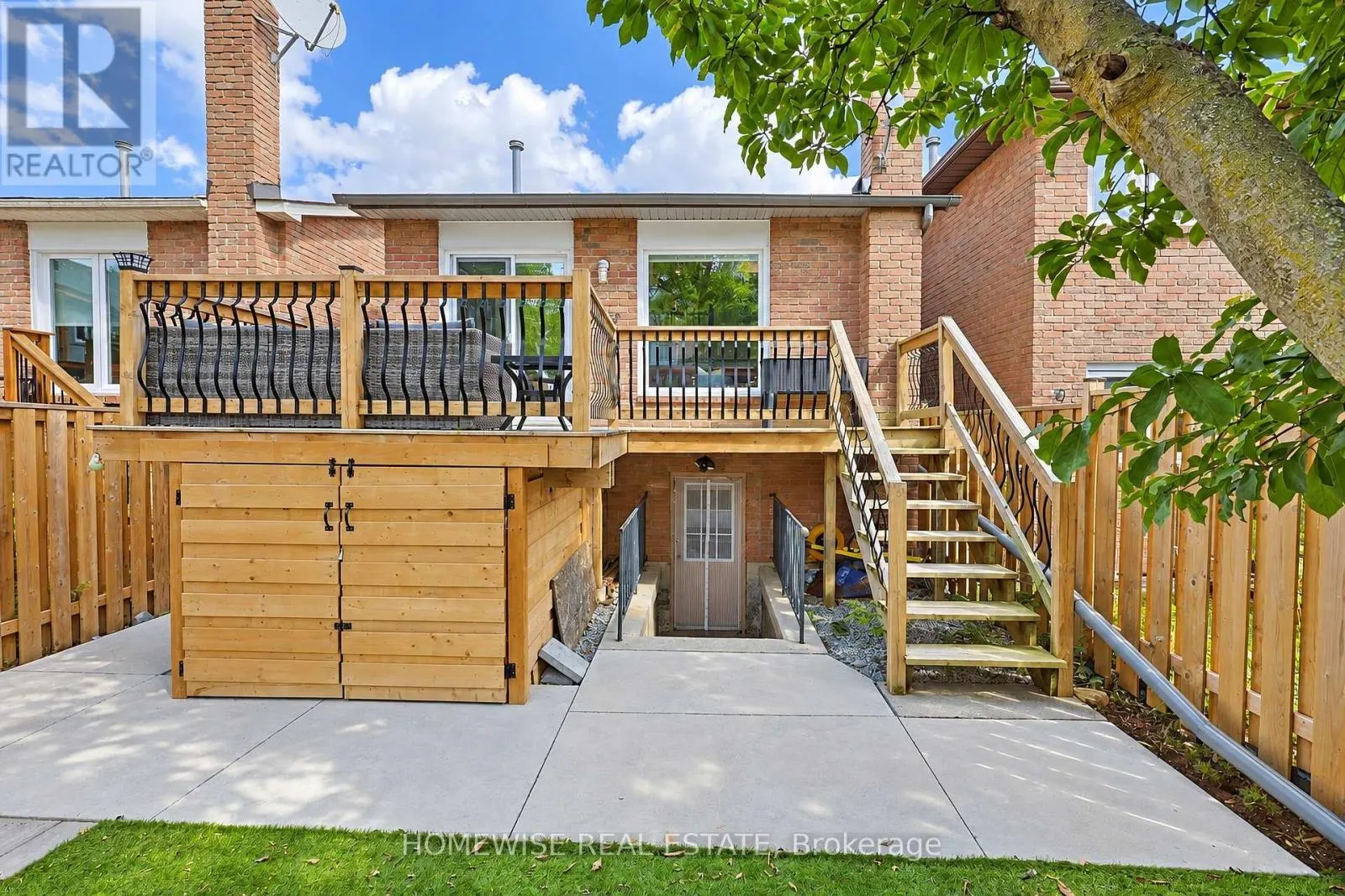 120 MCMORRAN CRESCENT
