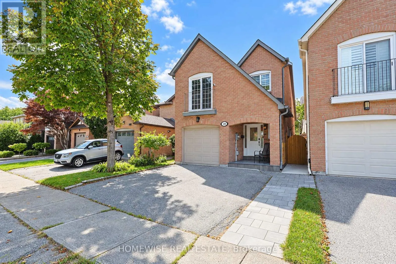 120 MCMORRAN CRESCENT