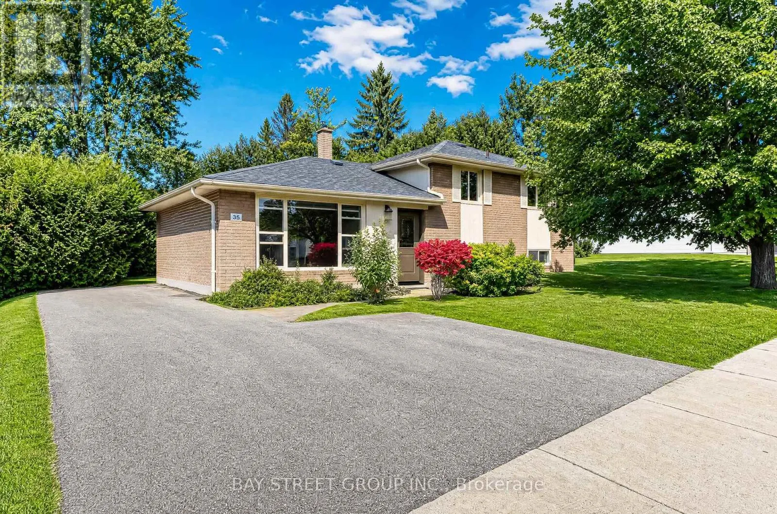 35 KEMANO ROAD