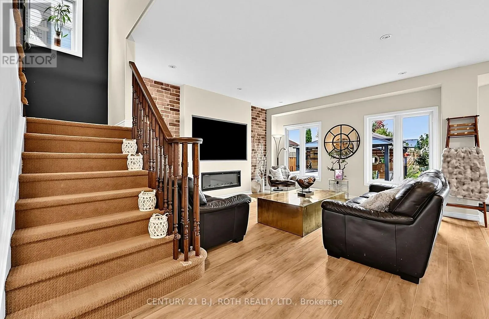 118 MIKE HART DRIVE