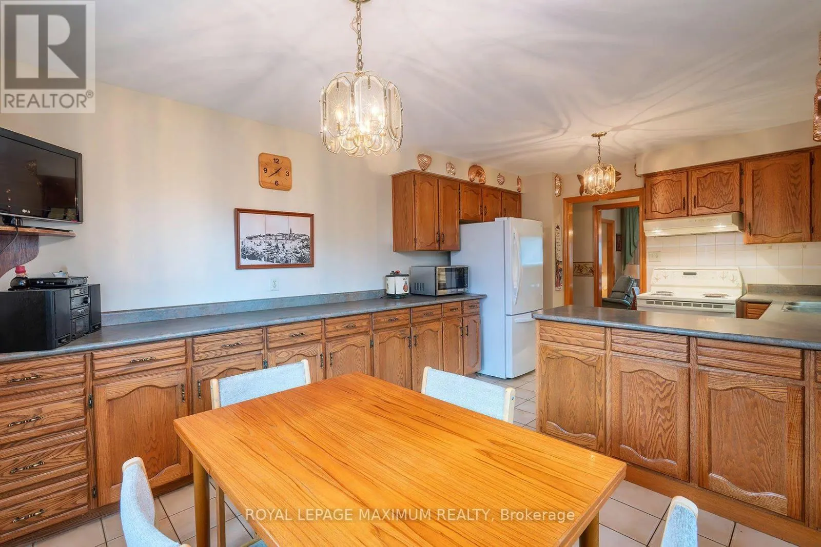 114 BEECHNUT ROAD