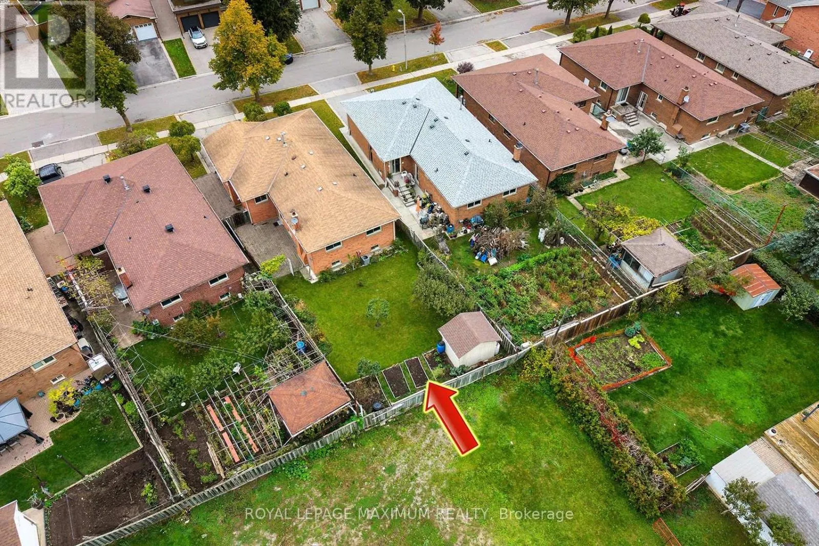 114 BEECHNUT ROAD