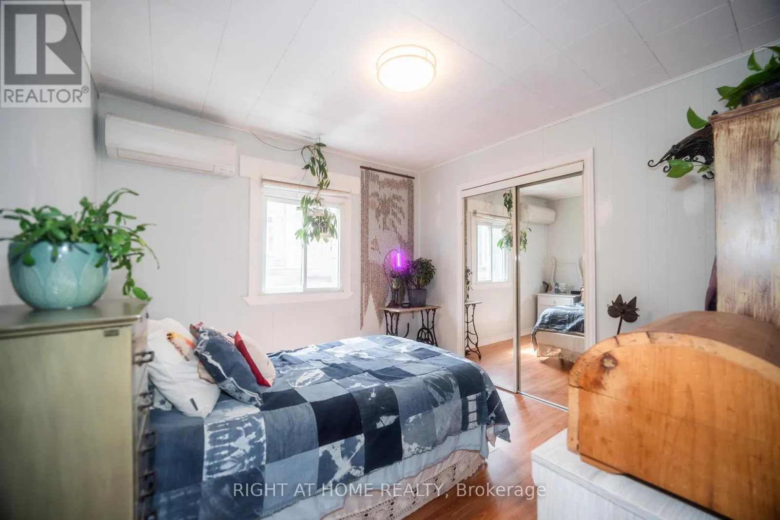 1007 FERRIER AVENUE
