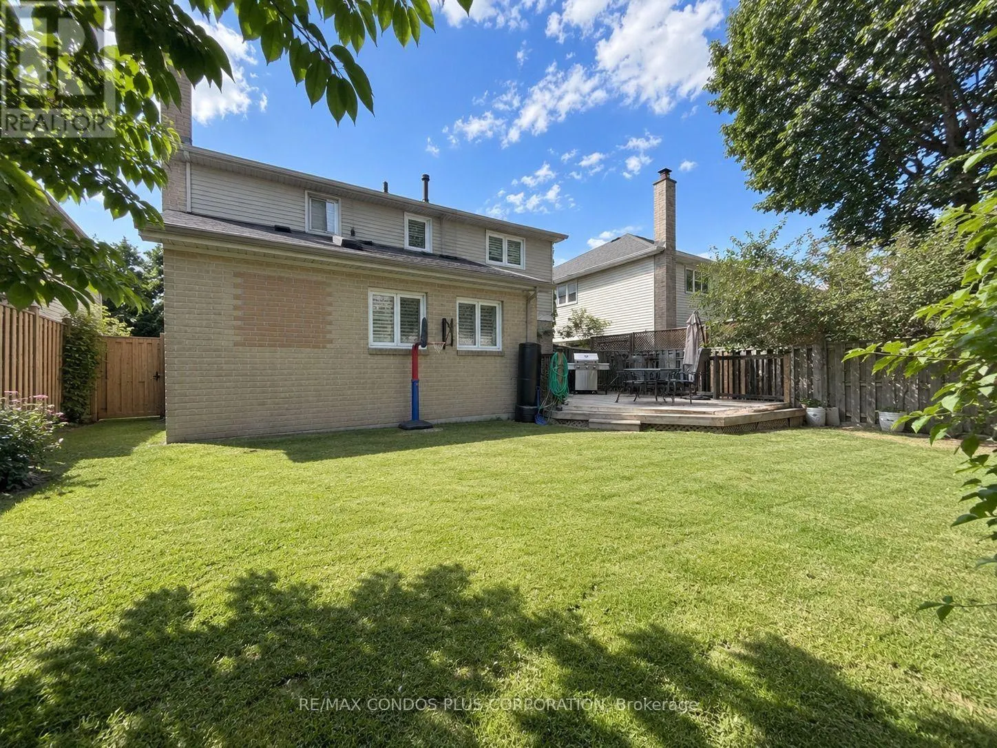 57 COLVIN CRESCENT