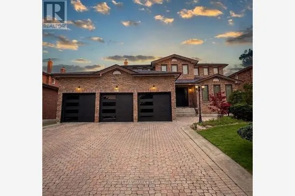 11 RAVENHILL CRESCENT
