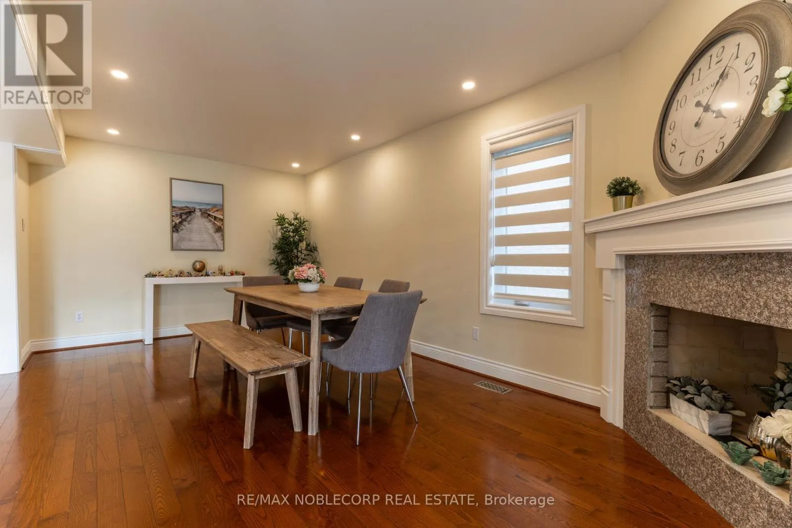 71 CASTLEPOINT DRIVE