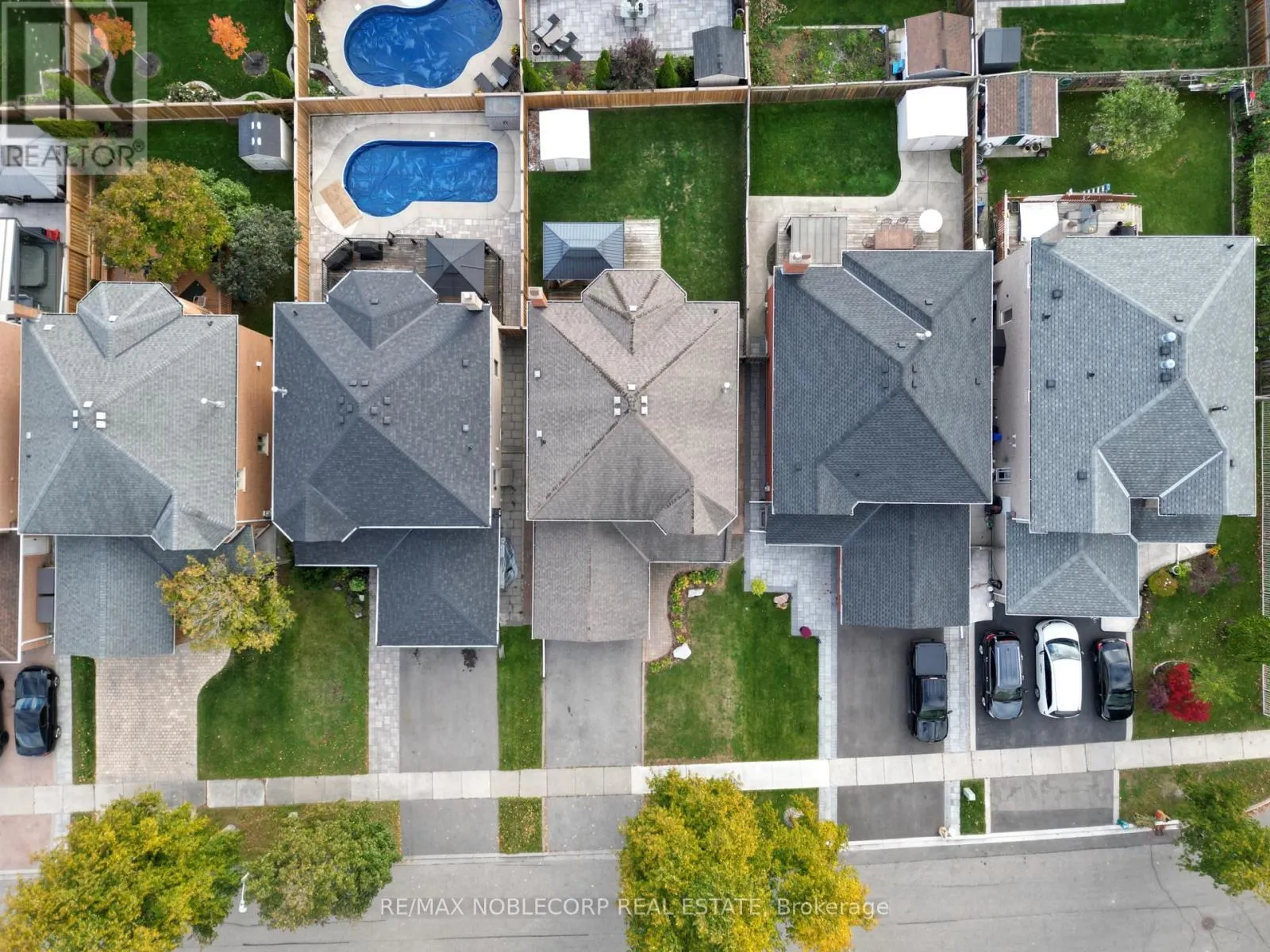 71 CASTLEPOINT DRIVE