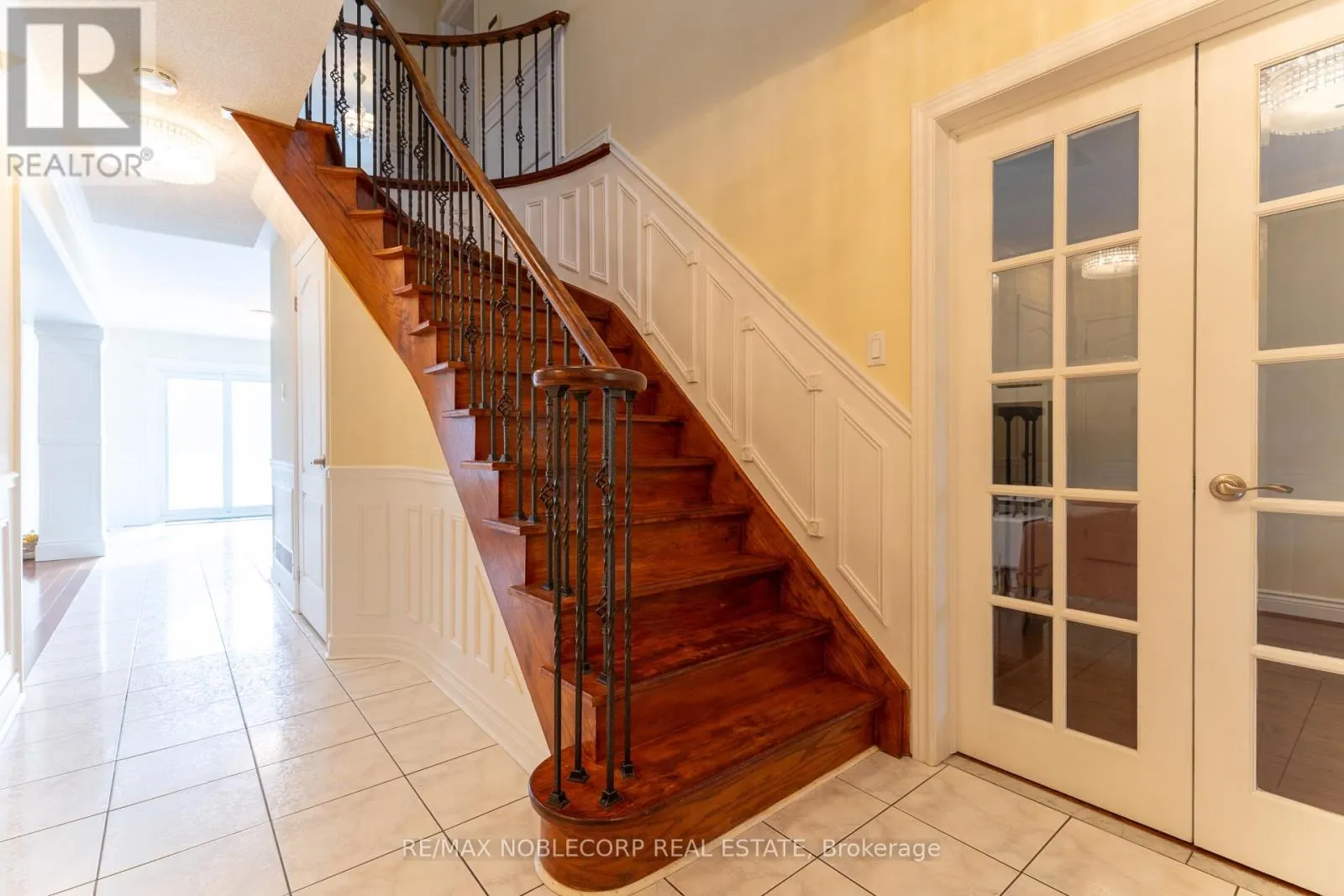 71 CASTLEPOINT DRIVE