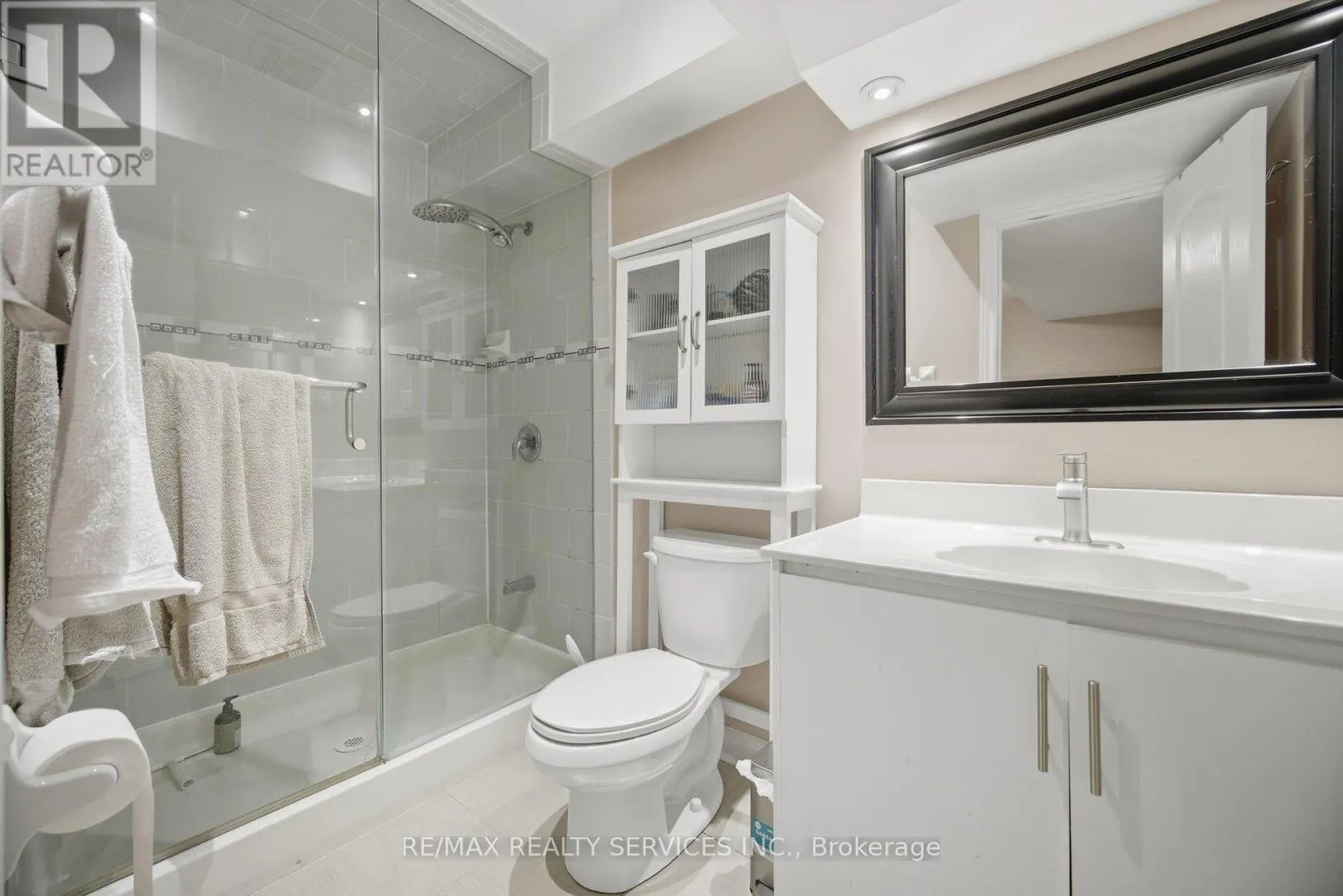 45 SKYLARK DRIVE