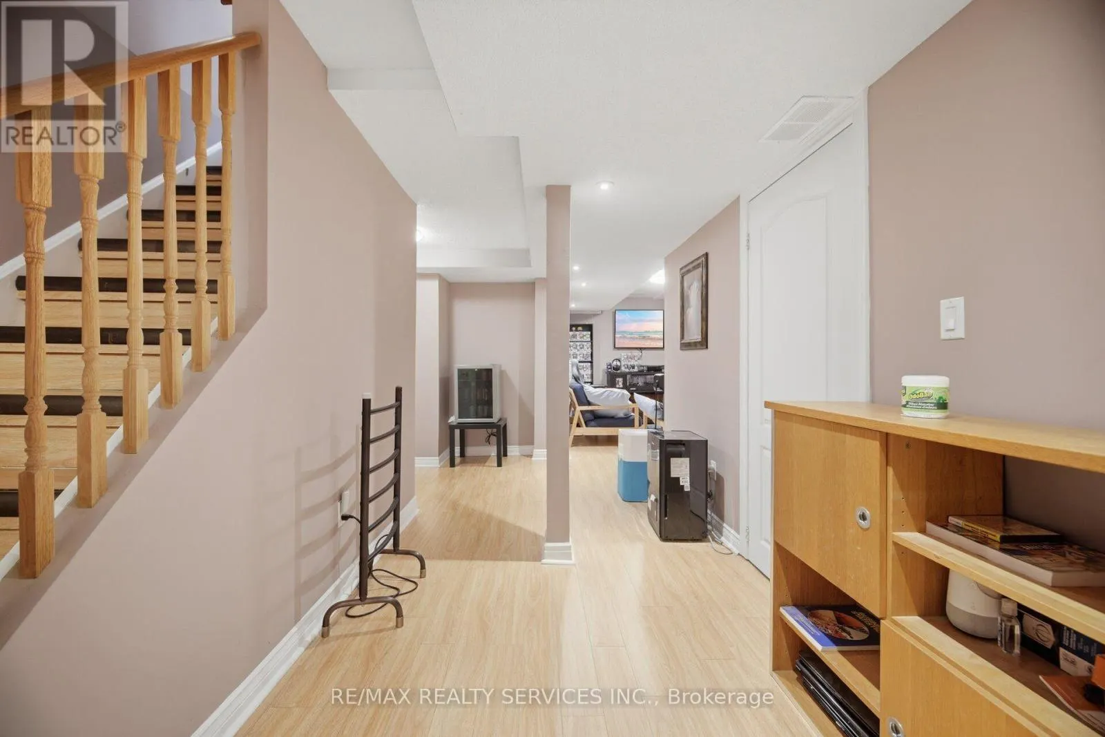 45 SKYLARK DRIVE