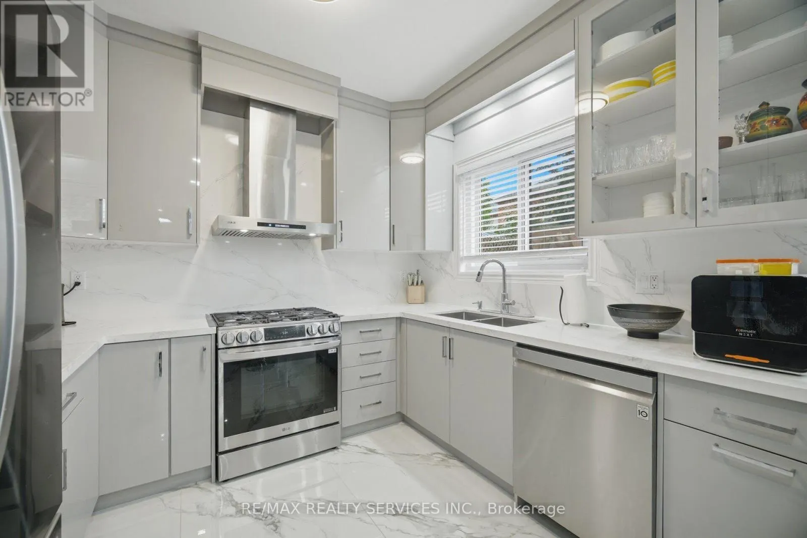 45 SKYLARK DRIVE