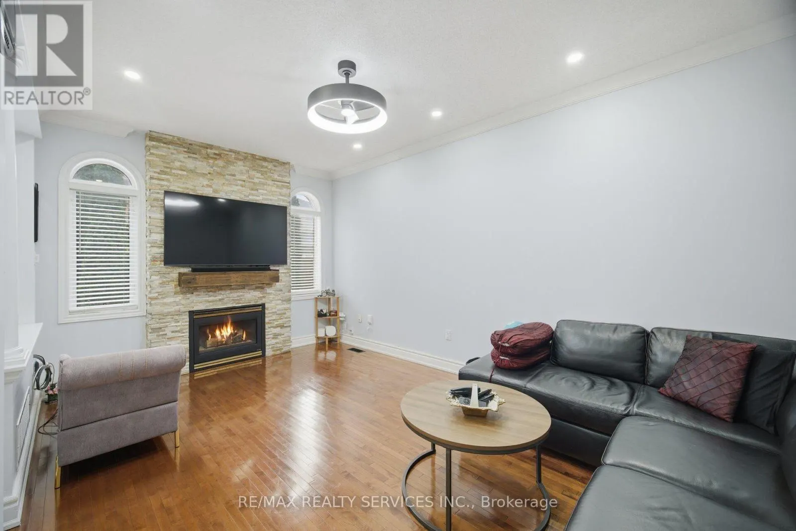 45 SKYLARK DRIVE