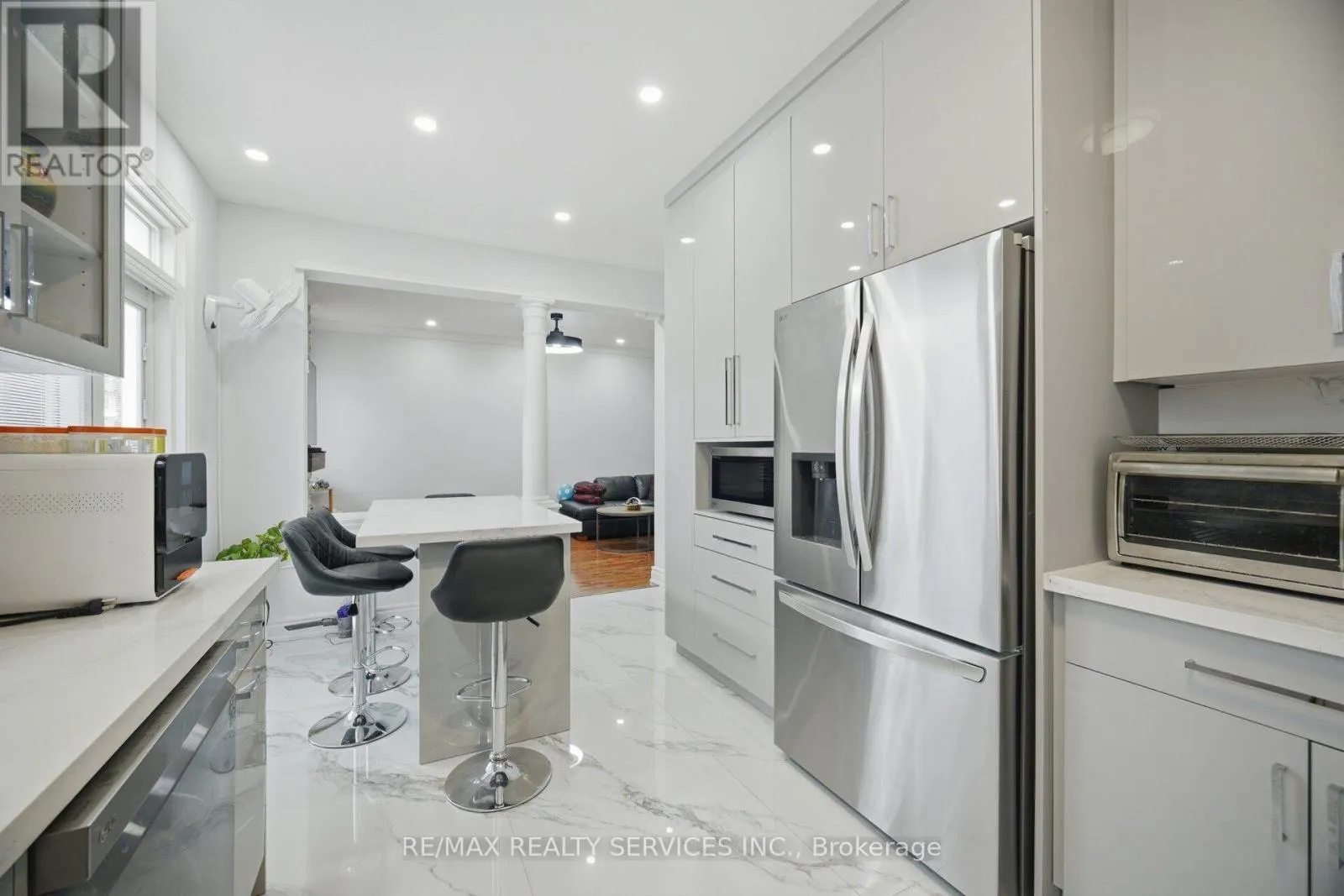 45 SKYLARK DRIVE