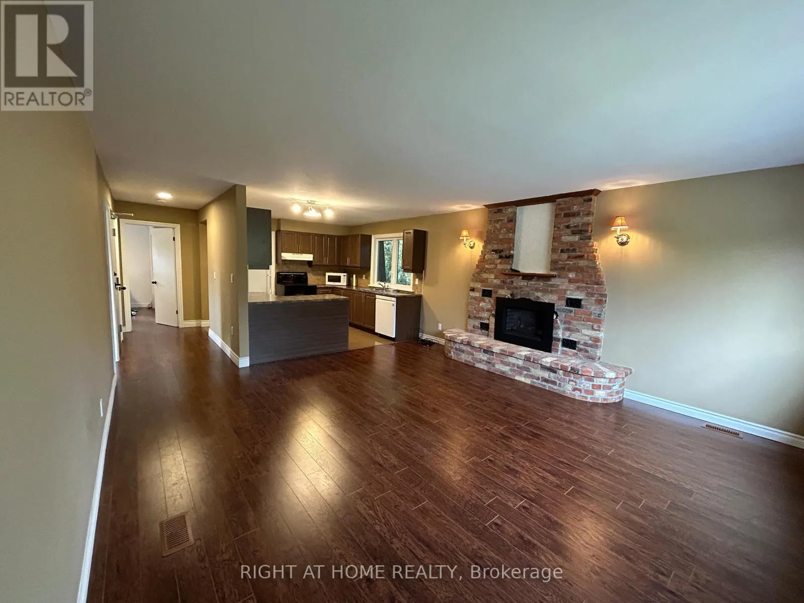 UPPER LEVEL - 36 AURORA HEIGHTS DRIVE