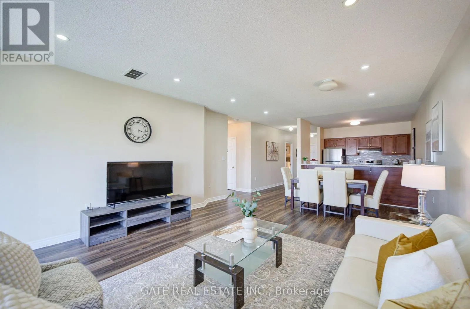 307 - 7340 MARKHAM ROAD