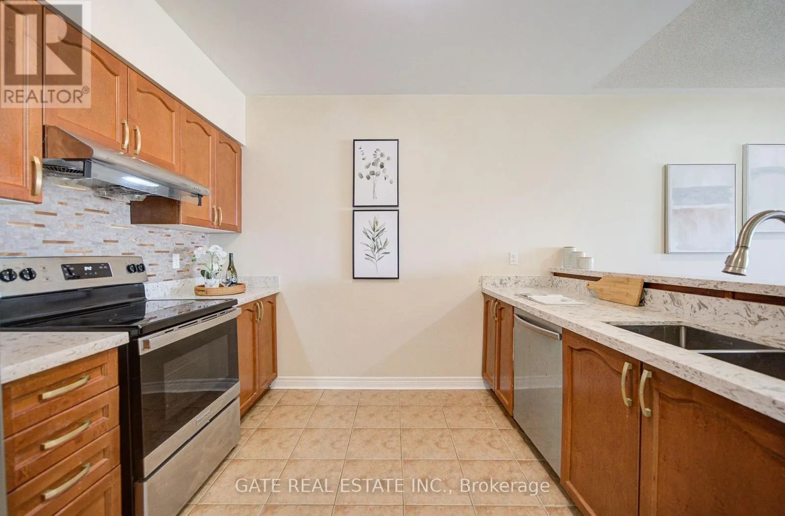 307 - 7340 MARKHAM ROAD