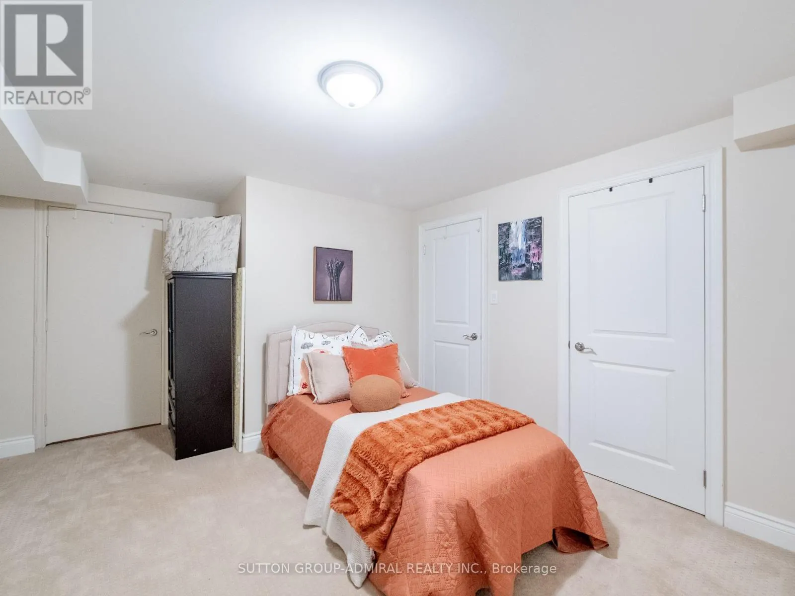 87 RIVINGTON AVENUE
