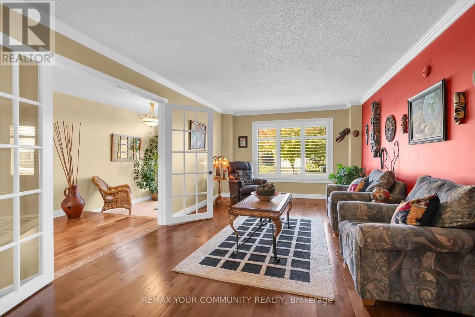 331 JOHN BOWSER CRESCENT