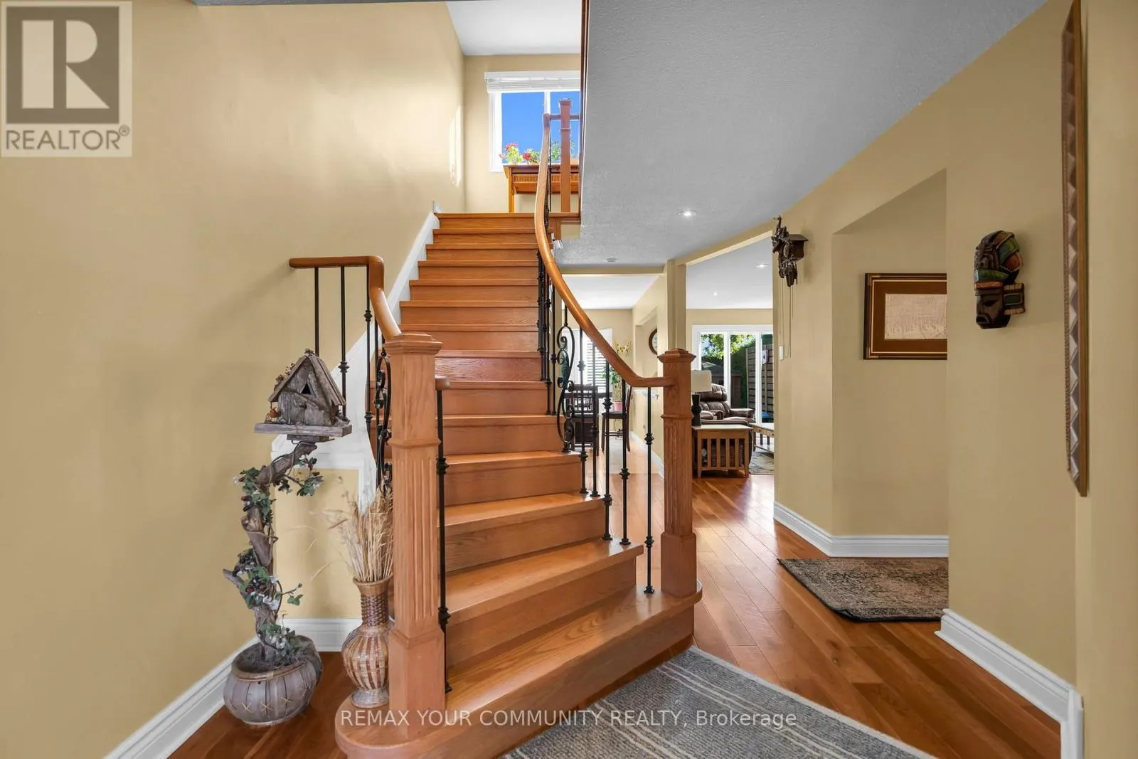 331 JOHN BOWSER CRESCENT