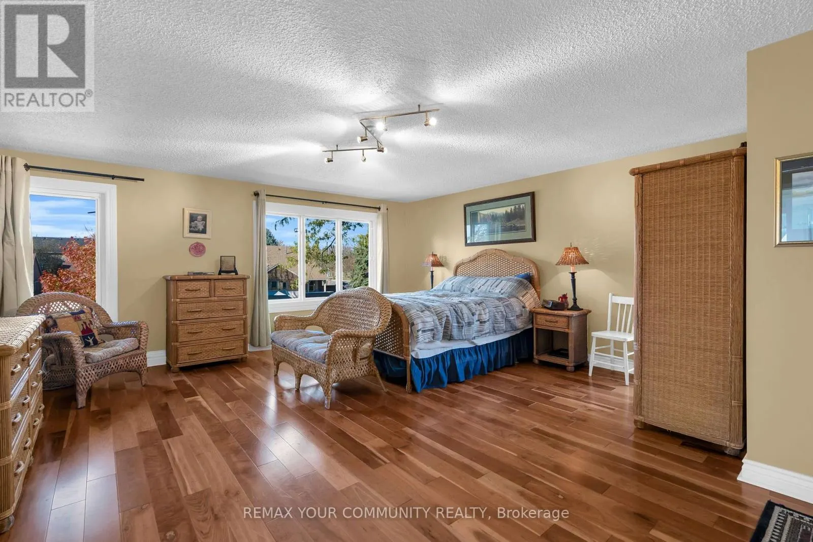 331 JOHN BOWSER CRESCENT