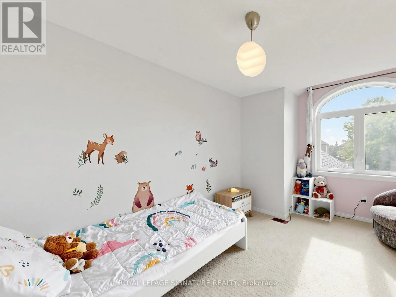 81 PINNACLE TRAIL