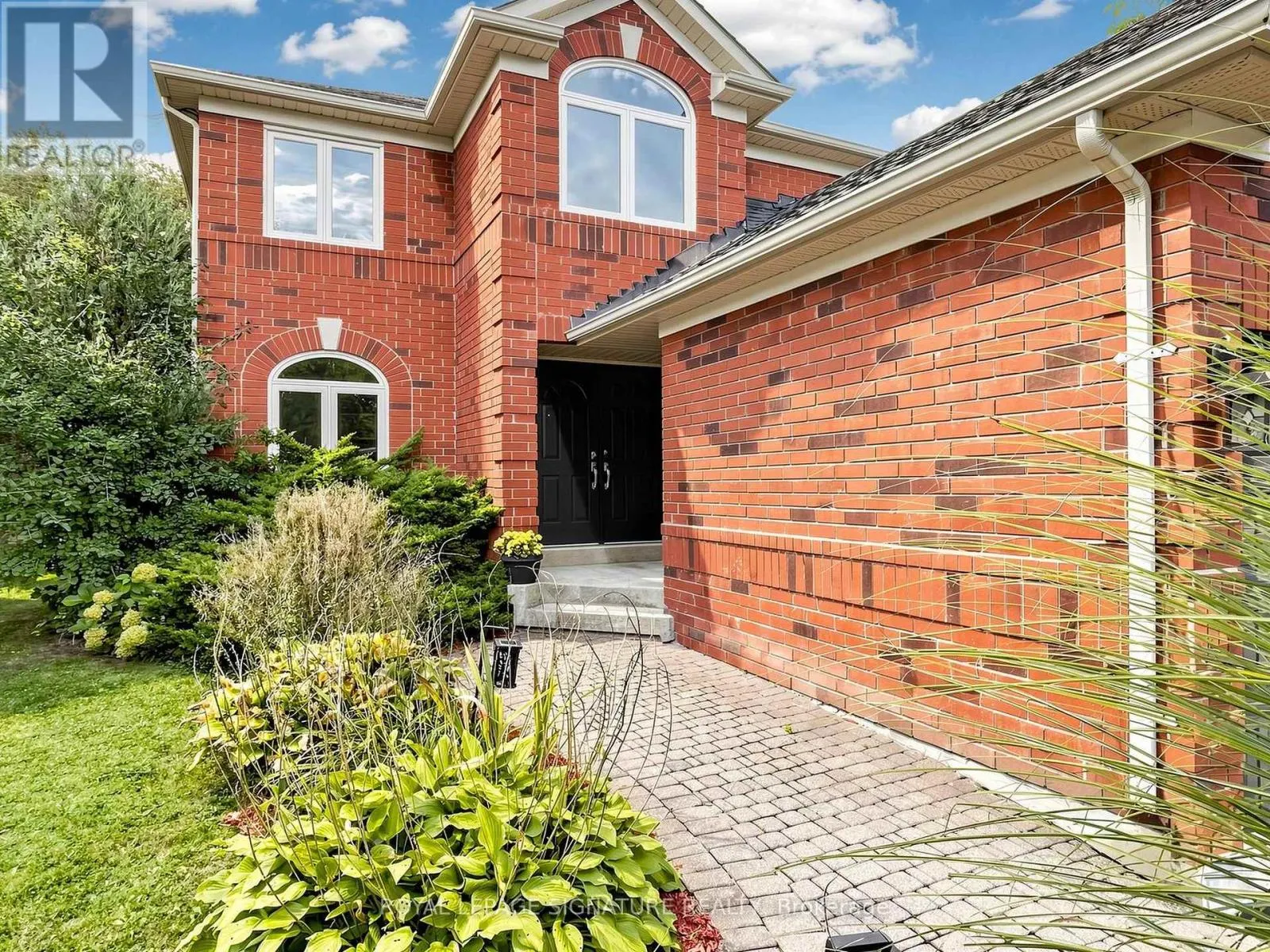 81 PINNACLE TRAIL