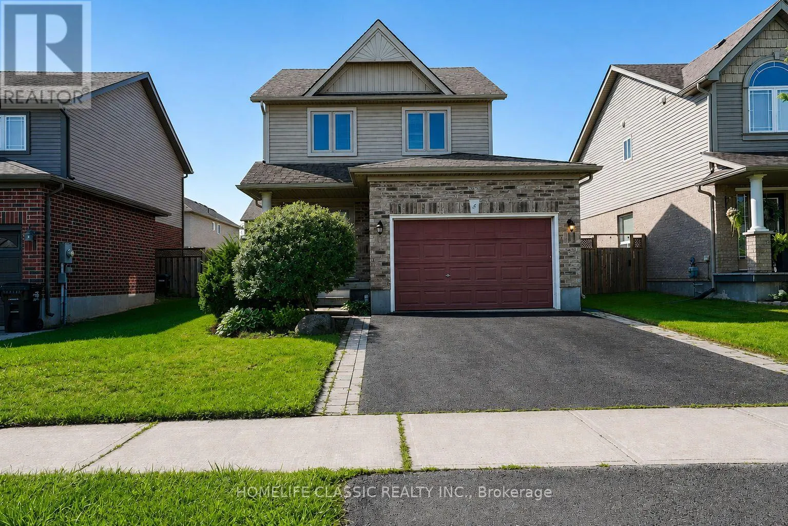 5 IRWIN CRESCENT