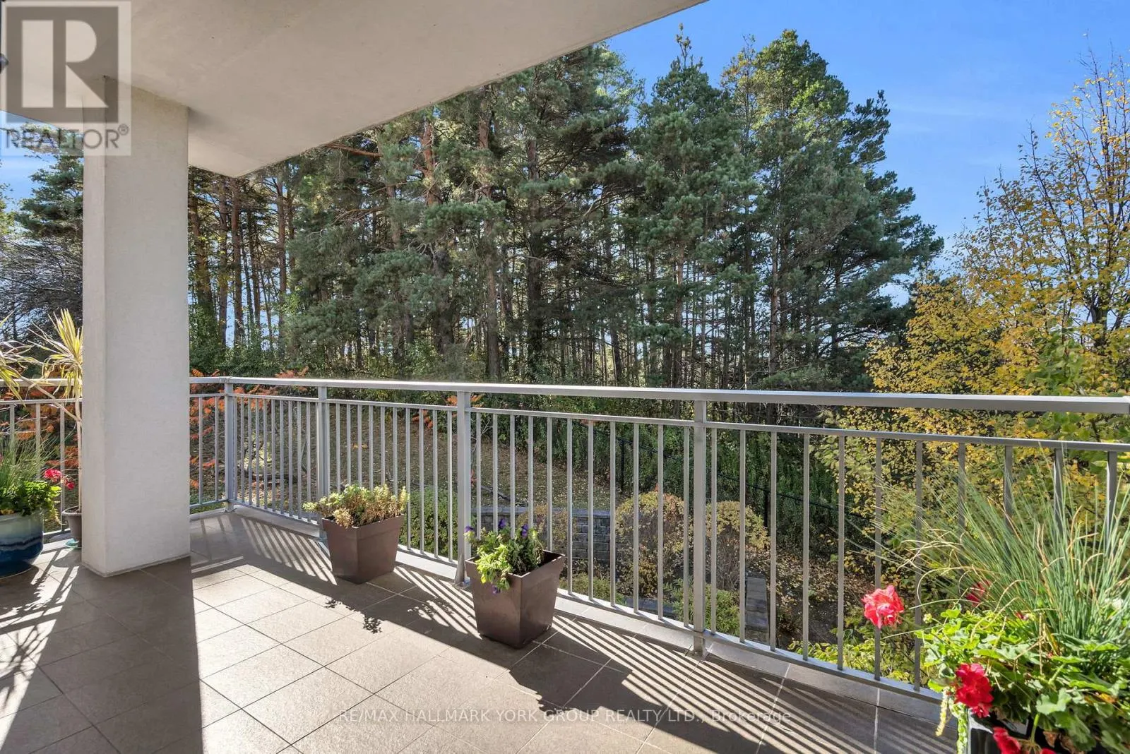 212 - 180 JOHN WEST WAY